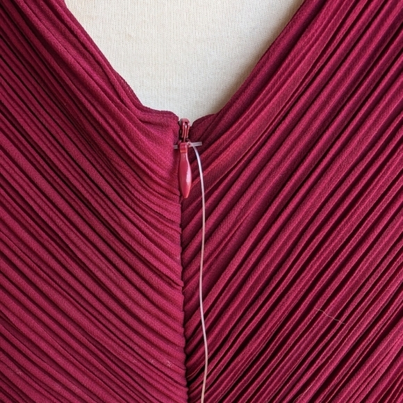 Brand New Chiffon Double V Neck Flared Sleeve Floor Length Evening Dress / Gown - Picture 8 of 13